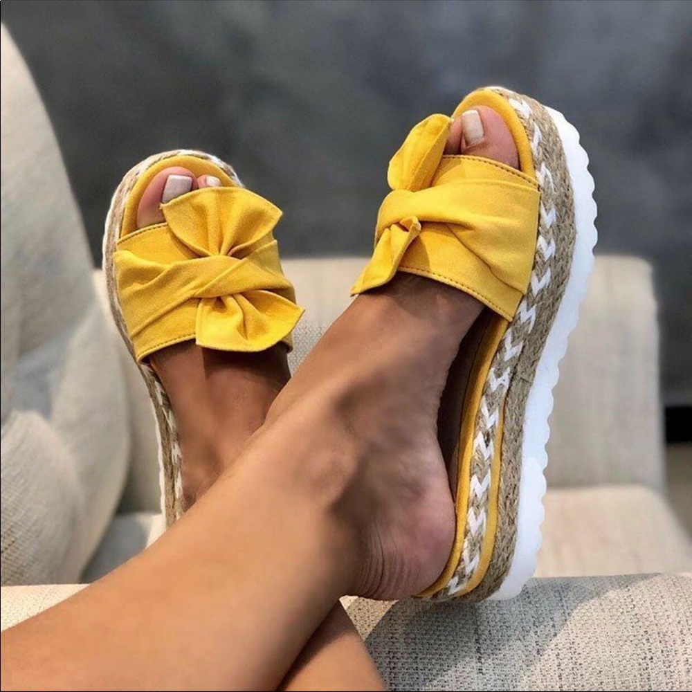 Woman sandals